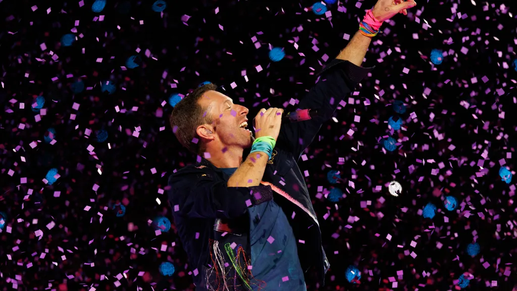 Coldplay Concert Ahmedabad TaazaDaily365