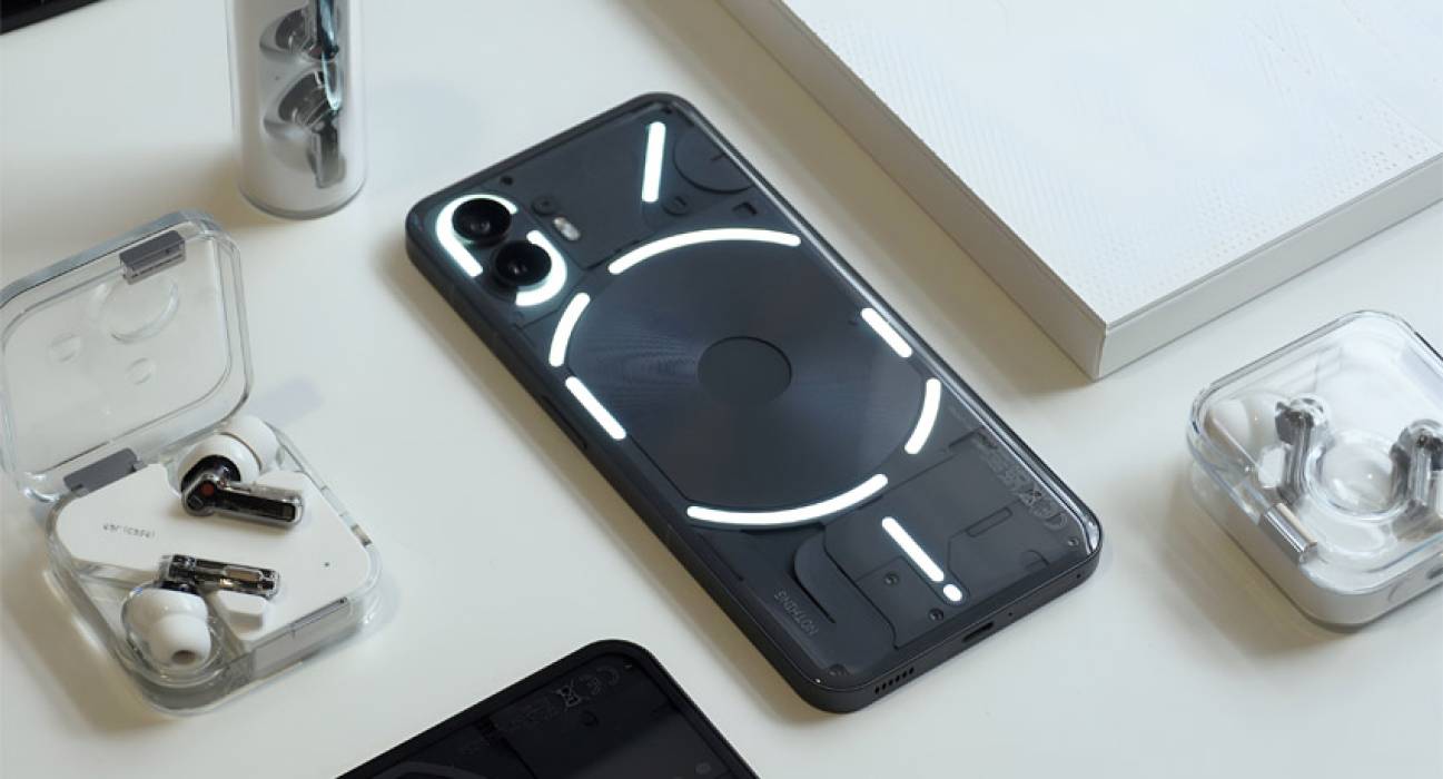 Nothing-Phone-3-TaazaDaily365 Tech